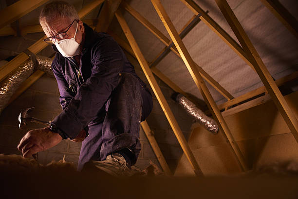 Best Insulation Installation Services in Middlefield, OH